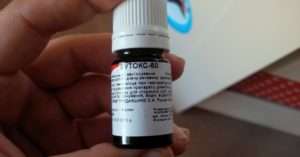 Як вивести блохи у курей