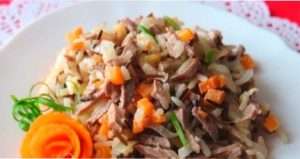 салат з рису і качки.