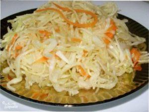 Капуста в банках з описом