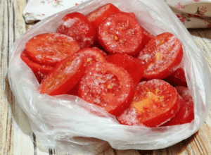Заморожене томатне пюре з помідорів