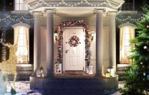 Прикраса входу, хвіртки, дверей на Новий рік - фото.