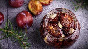 В'ялені сливи в духовці на зиму