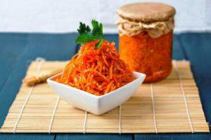 Морква по корейськи на зиму - фото